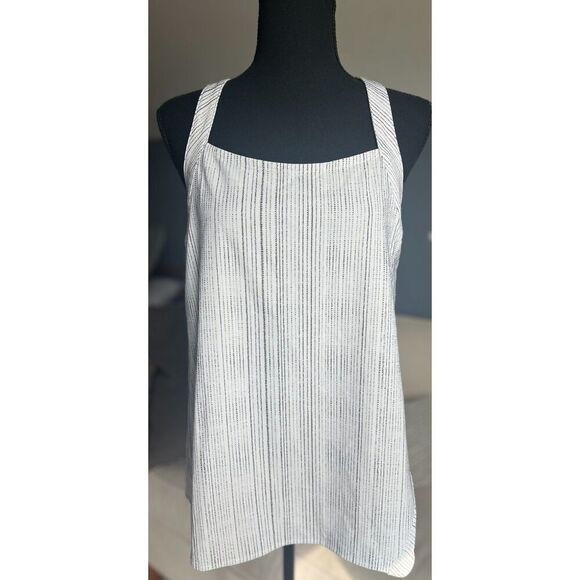 Woman’s Athleta Arrival Tank in Amara White and Black Stripes Size M - Picture 5 of 8